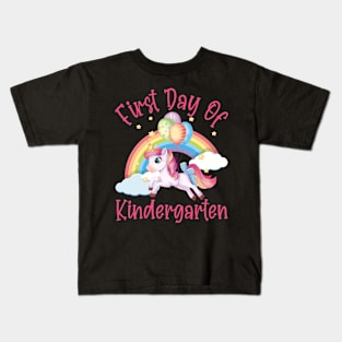 Cutesy Unicorn and Rainbow | First Day of Kindergarten Kids T-Shirt